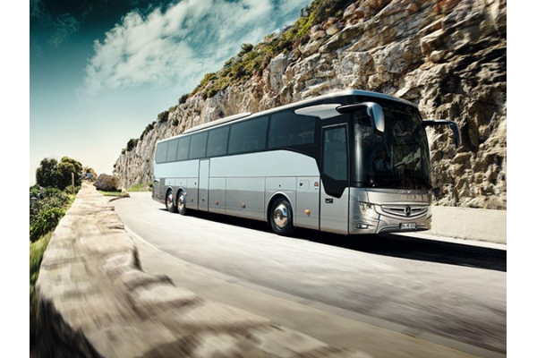 Passenger bus